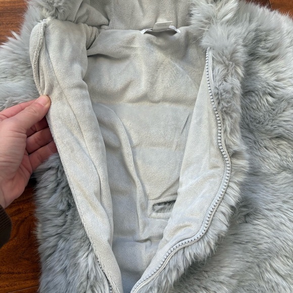 Restoration Hardware RH Baby Infant Luxe Fur Faux Grey Bunting Suit Warm 6 Month - Picture 4 of 11